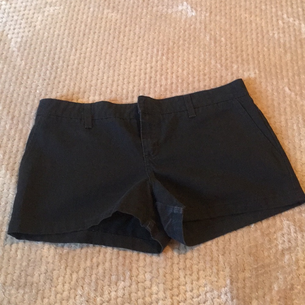 Hurley short
